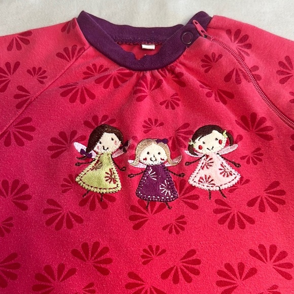 Pekkle - Red and Purple Onesie sleeper with dancing fairies - Picture 2 of 4